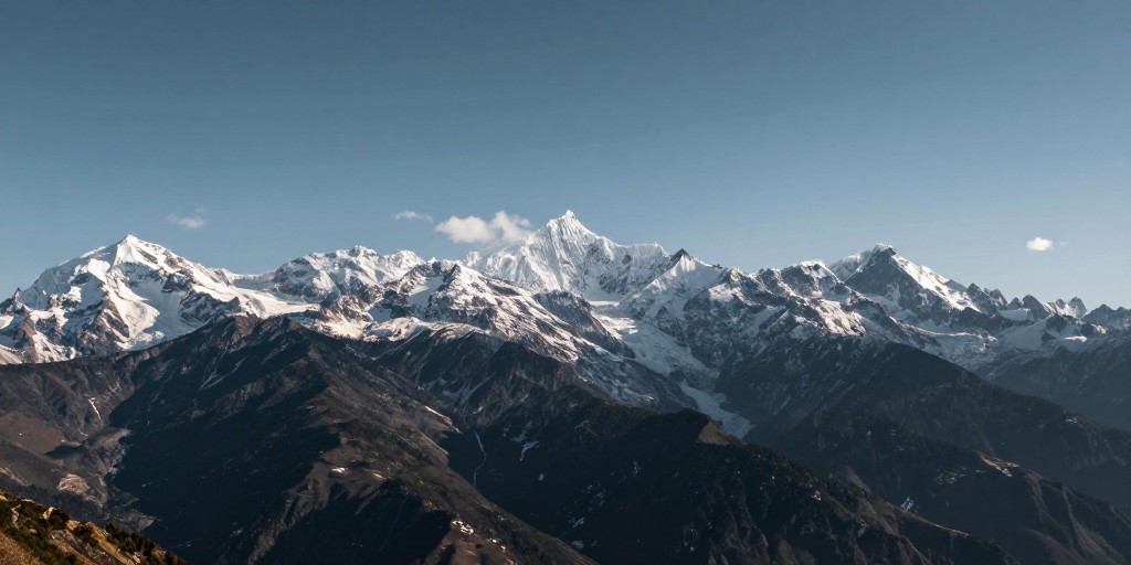 MOUNTAIN RANGE - Naturalistic