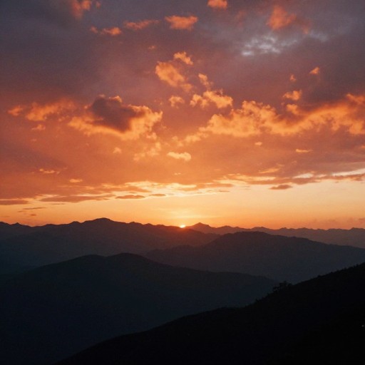 MOUNTAIN SUNSET - Cinematic