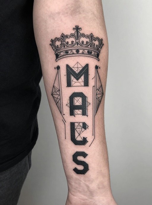 CROWN DETAIL - Geometric Modern