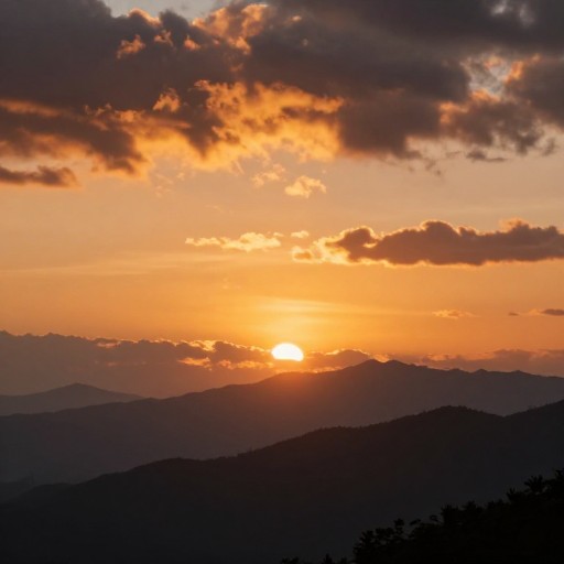 MOUNTAIN SUNSET - Cinematic